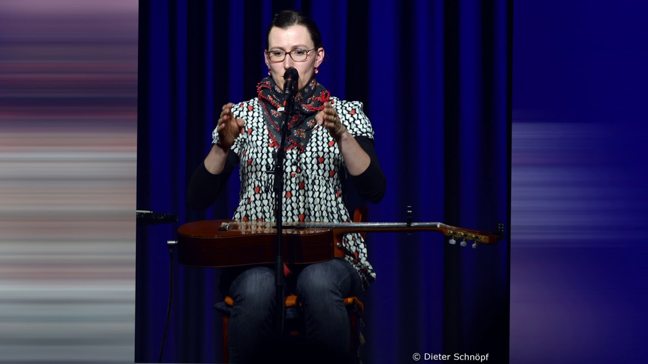 Martina Schwarzmann 2015
